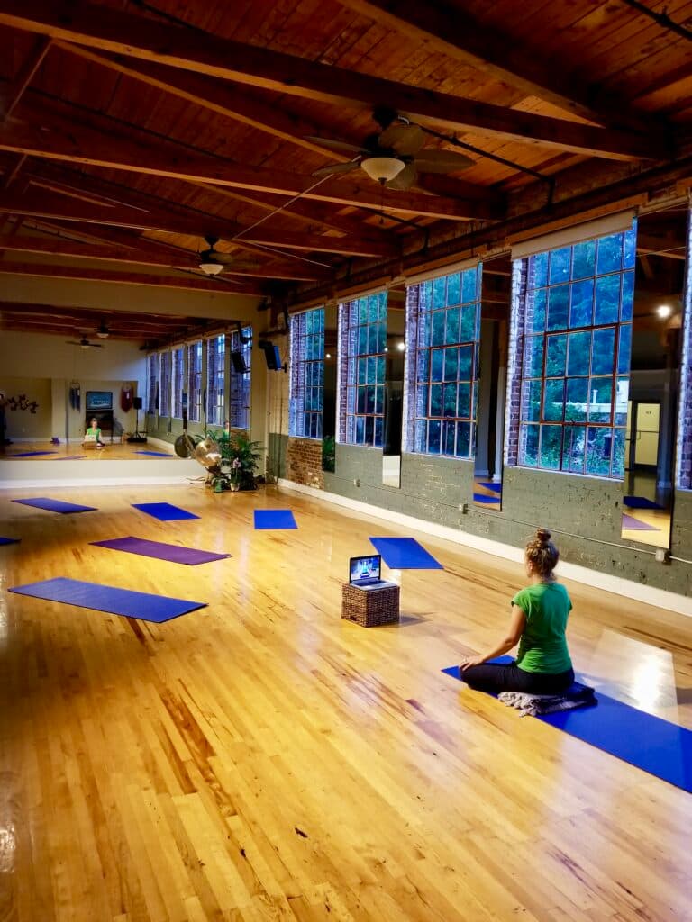 Kim Calhoun gallery image