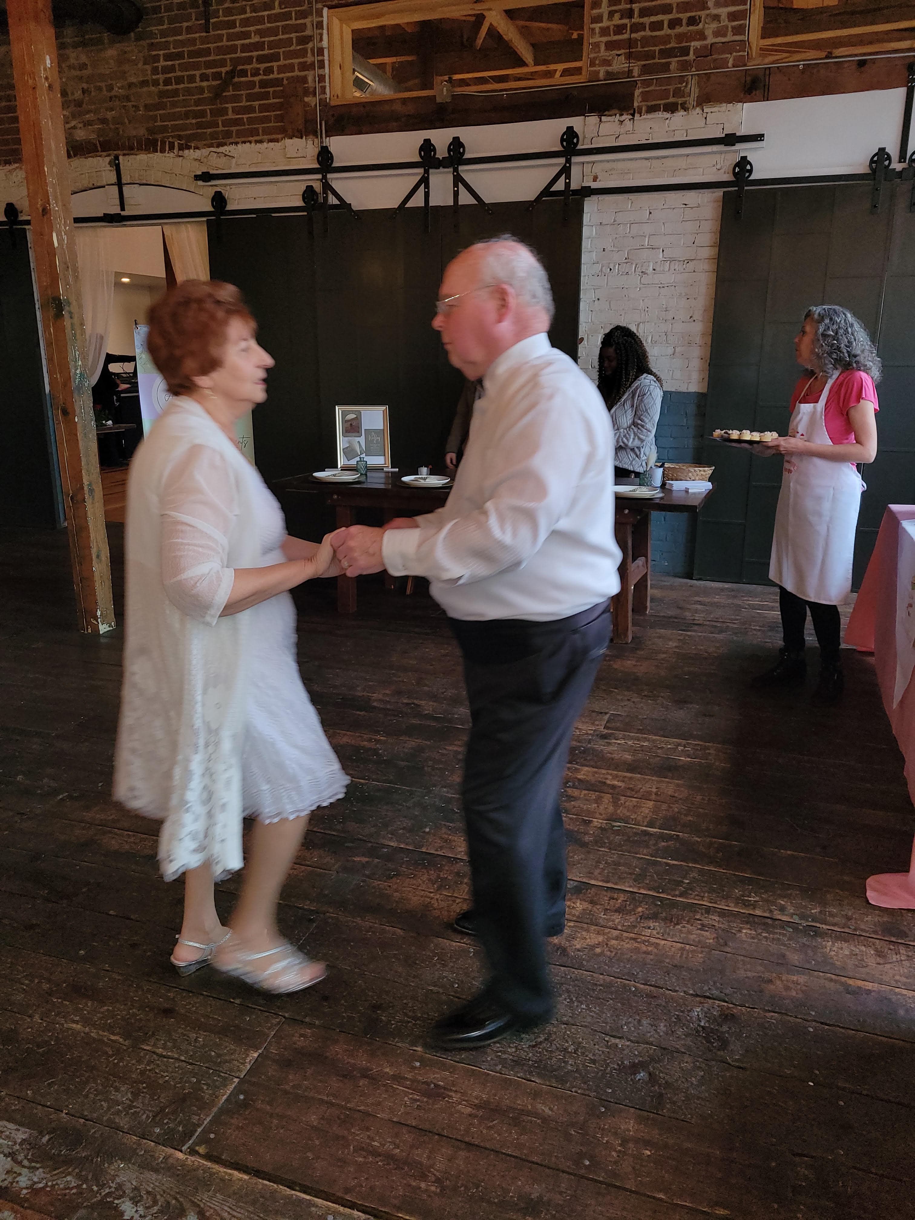 Lindsey Kling gallery image