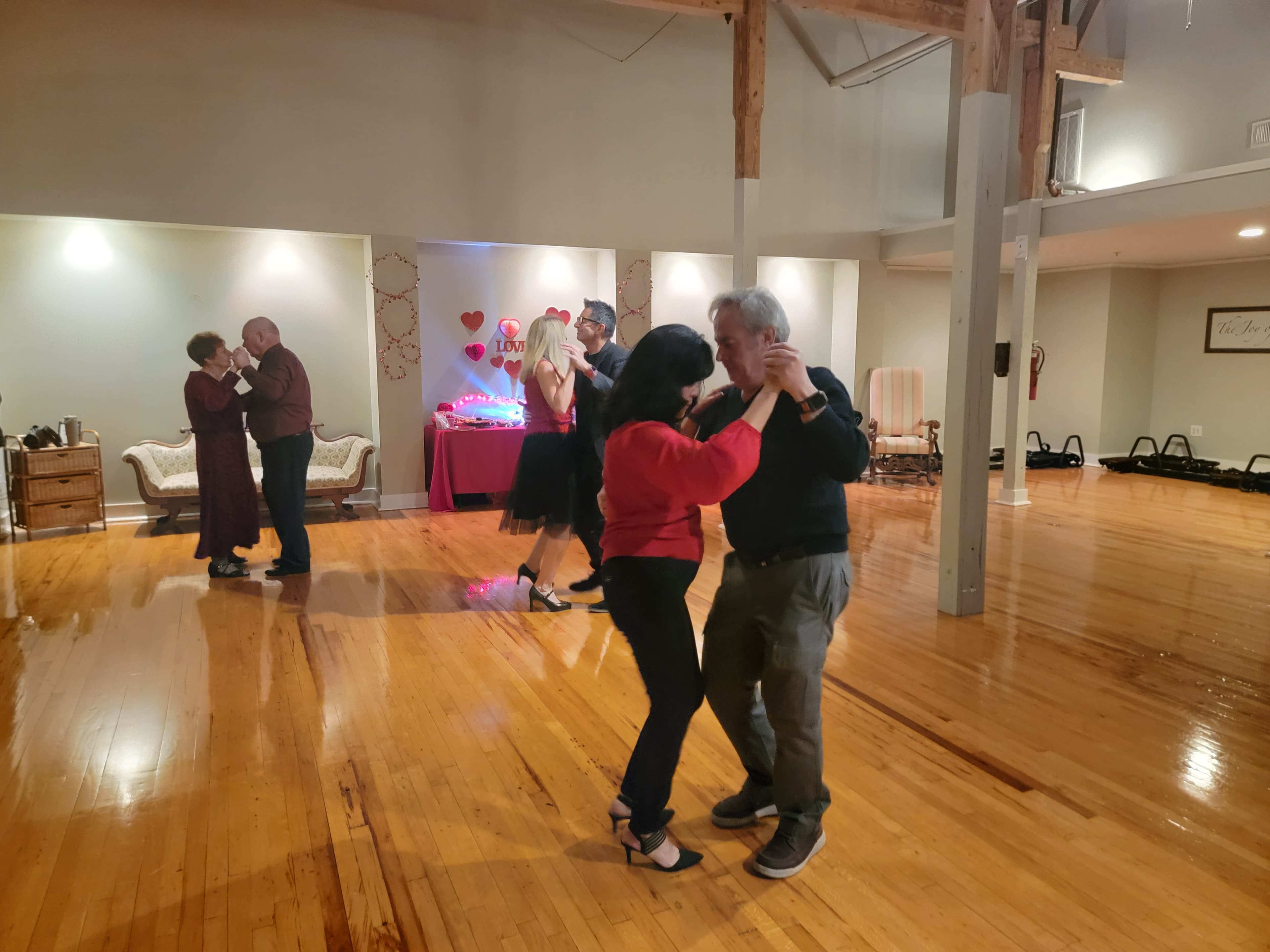 Lindsey Kling gallery image